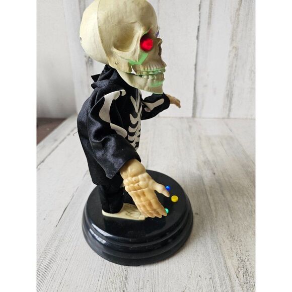 Gemmy Dancing skeleton grave raver Viva la loca Halloween prop animated light up - Picture 6 of 9